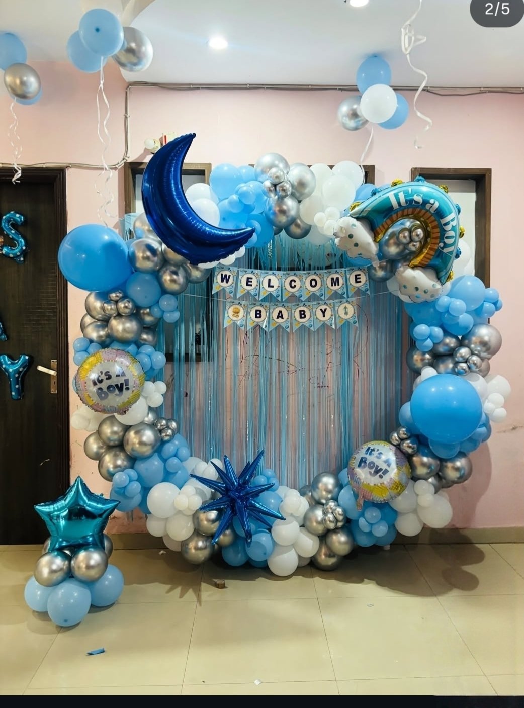 Welcome baby boy balloon ring in blue and silver